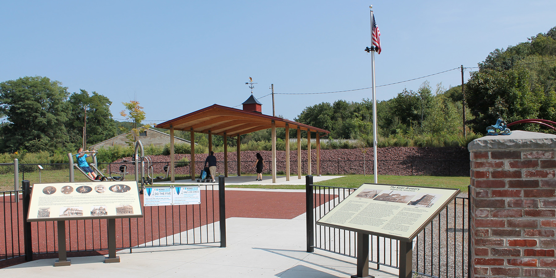 Photo of the entrance to Kaier's Community Park in Manahoy City