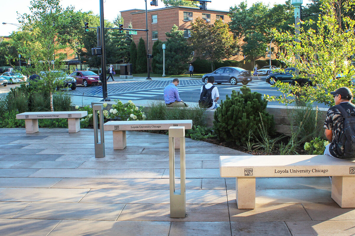 Photo of Loyola University's beautiful pedestrian-friendly environment in Illinois