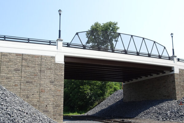 Photo of Ridgeway Street Bridge over the Delaware-Lackawanna Railroad in Pennsylvania