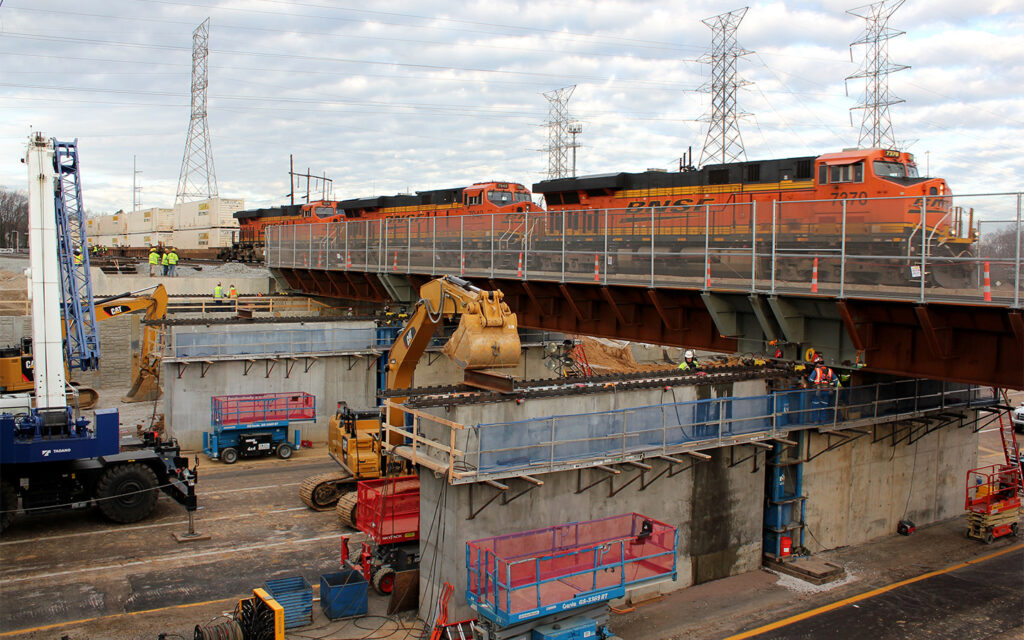 Photo of the New Norfolk Southern Railroad bridge superstructures as they were utilized as part of the temporary shoofly structure to maintain train traffic during construction.