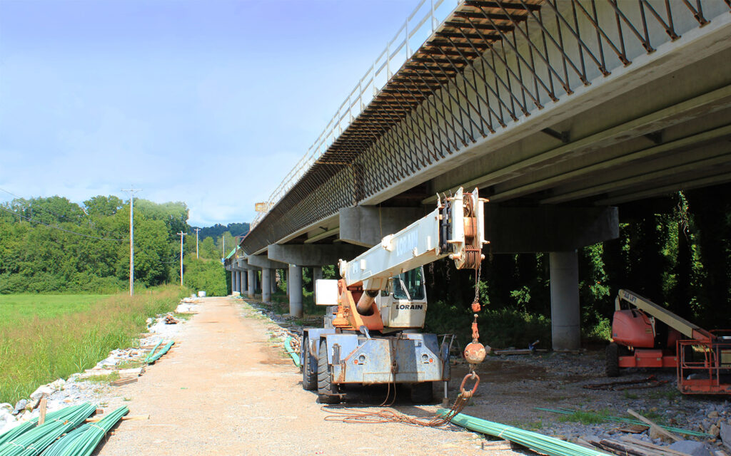 Photo of construction of the bridge over the Duck River in Tennessee